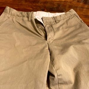 Men’s 32/30 Ralph Lauren pants. Great condition.